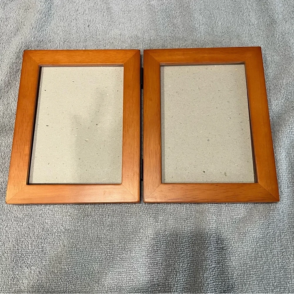 Elegant Brown Solid Wood Double Bifold Picture Frame 5x7 Home Decor Memories‎